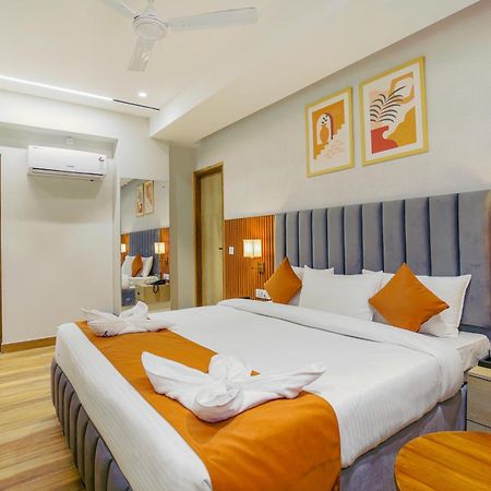 Hotel West Inn Premium Kharar エクステリア 写真